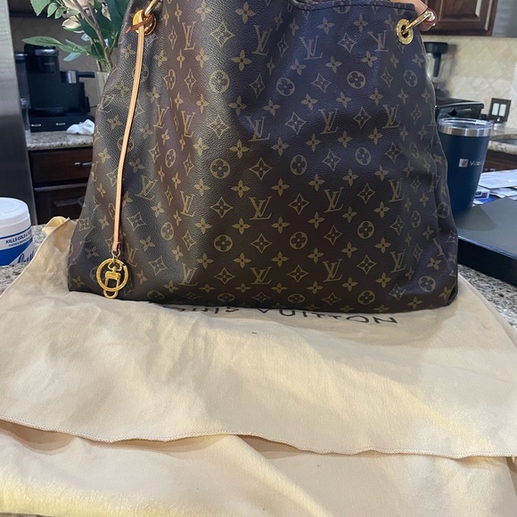 Louis Vuitton Artsy GM - Picture 5 of 16